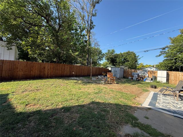 1624 N Boston Avenue, Tulsa, OK 74106