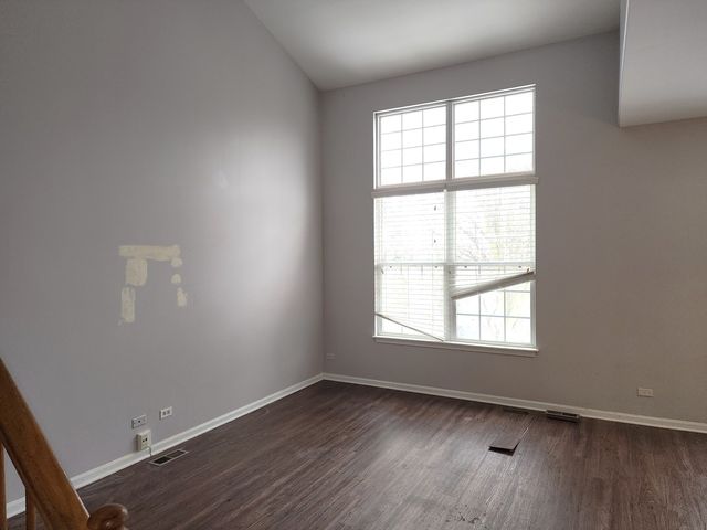 13 Brian Court, Algonquin, IL 60102