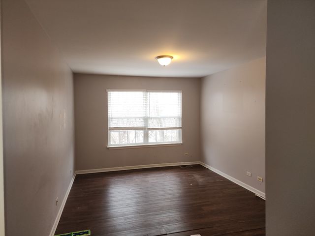 13 Brian Court, Algonquin, IL 60102