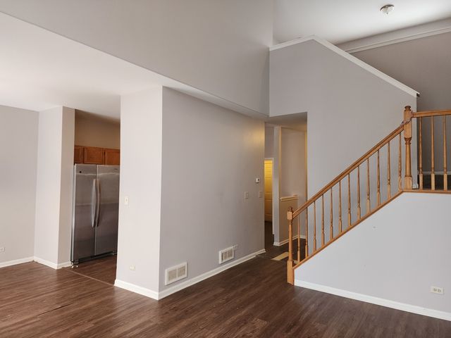 13 Brian Court, Algonquin, IL 60102