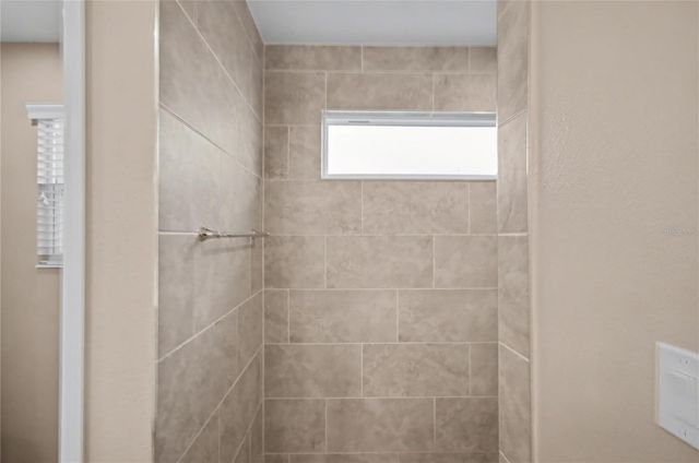 3320 DZURO DRIVE, Oxford, FL 34484