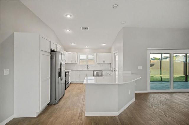 3320 DZURO DRIVE, Oxford, FL 34484