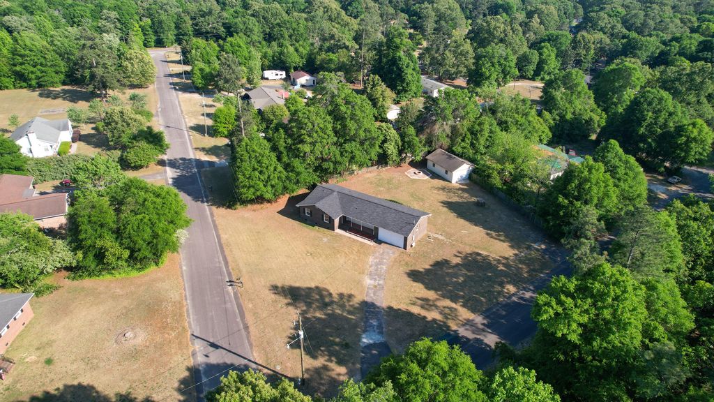 1053 Woodcrest Drive, Beech Island, SC 29842