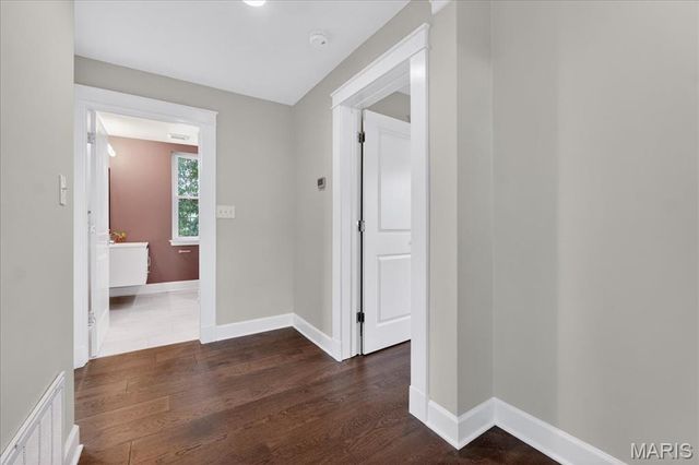 727 Marshall Avenue, St Louis, MO 63119