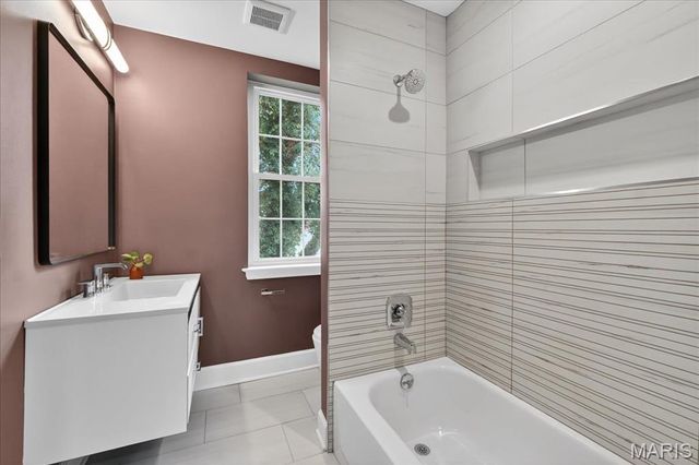 727 Marshall Avenue, St Louis, MO 63119