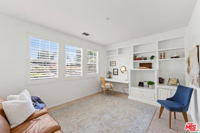 7701 Jordan Avenue, Los Angeles, CA 91304