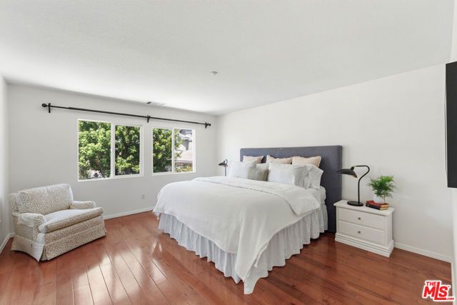 7701 Jordan Avenue, Los Angeles, CA 91304