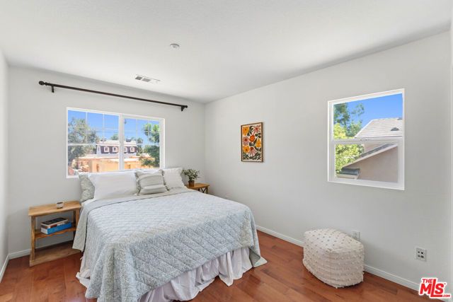 7701 Jordan Avenue, Los Angeles, CA 91304