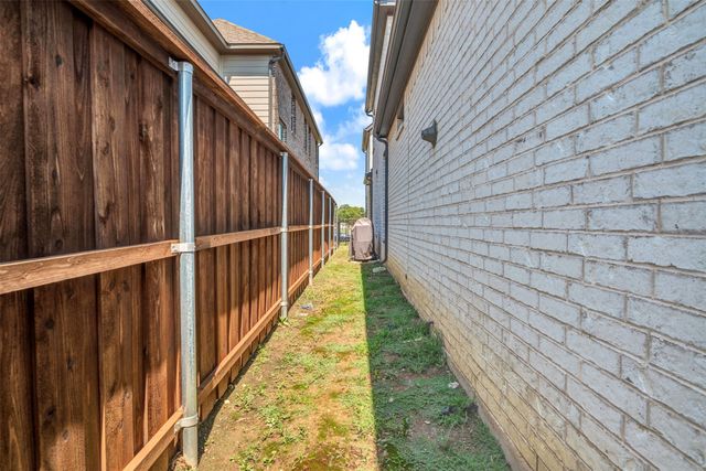 468 Caitlyn Way, Fairview, TX 75069
