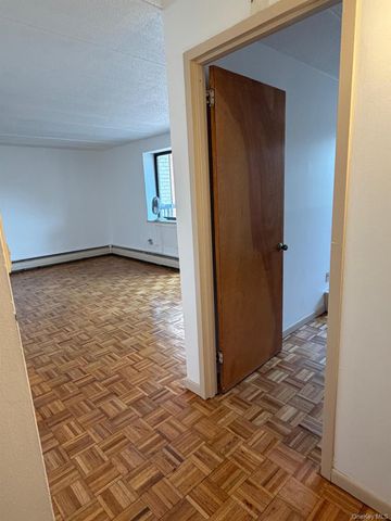 134-46 Maple Avenue 5B, Flushing, NY 11355