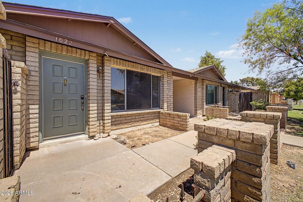 Image 7 of property listing at 1022 W MALIBU Drive, Tempe, AZ 85282