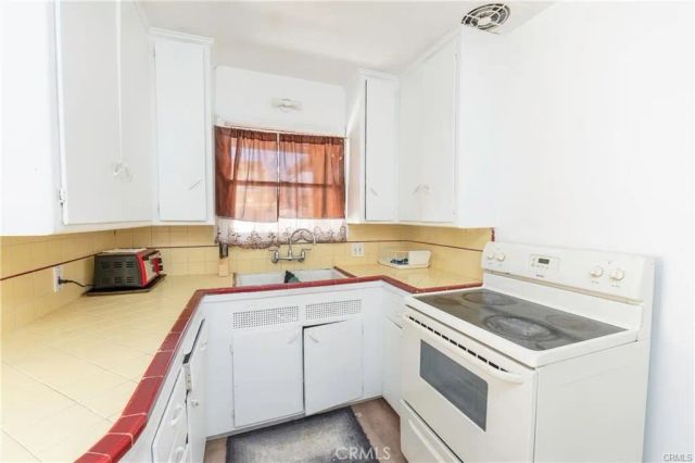 381 W Wabash, San Bernardino, CA 92405