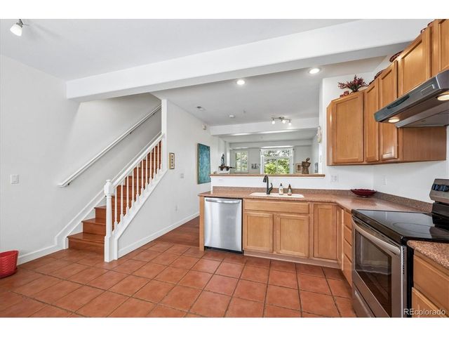 2947 W Riverwalk Cir B, Littleton, CO 80123