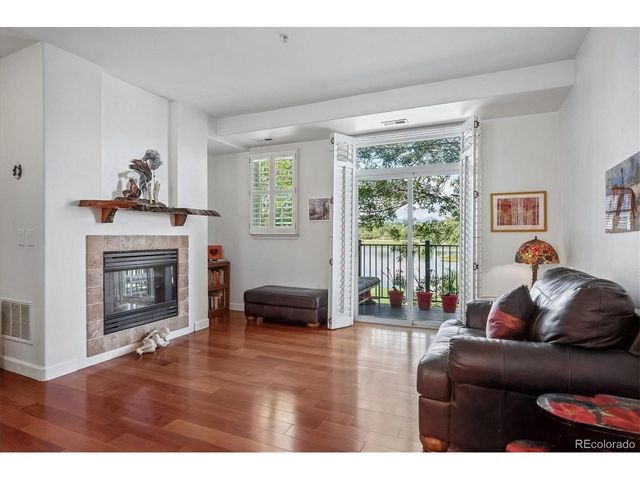 2947 W Riverwalk Cir B, Littleton, CO 80123