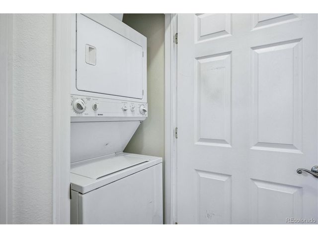 2947 W Riverwalk Cir B, Littleton, CO 80123
