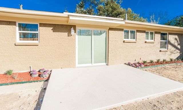 8911 Angleton Place, Dallas, TX 75243