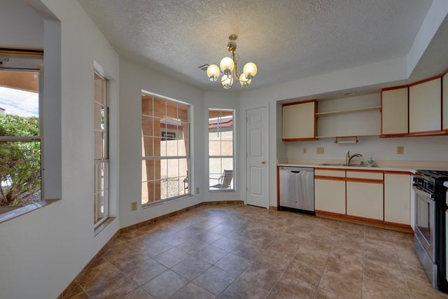 1316 Rebecca Road NE, Rio Rancho, NM 87144