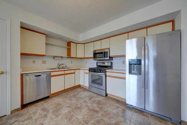1316 Rebecca Road NE, Rio Rancho, NM 87144