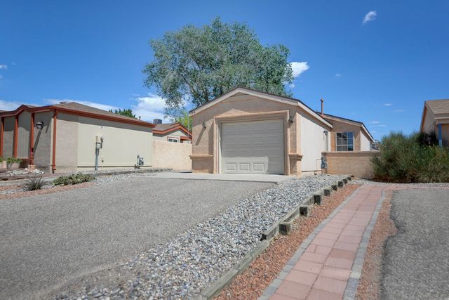 1316 Rebecca Road NE, Rio Rancho, NM 87144