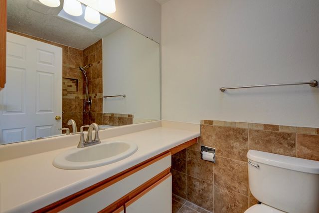 1316 Rebecca Road NE, Rio Rancho, NM 87144