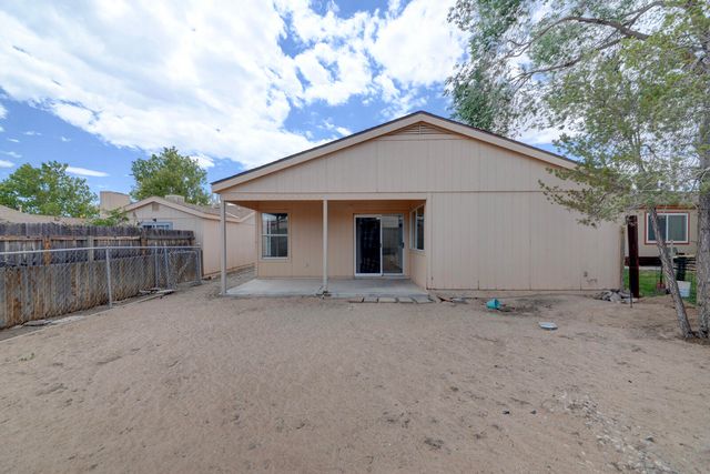 1316 Rebecca Road NE, Rio Rancho, NM 87144