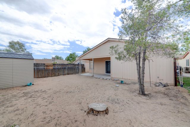 1316 Rebecca Road NE, Rio Rancho, NM 87144