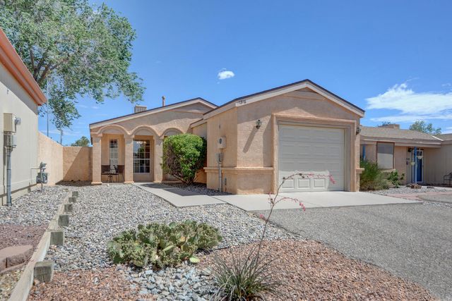 1316 Rebecca Road NE, Rio Rancho, NM 87144