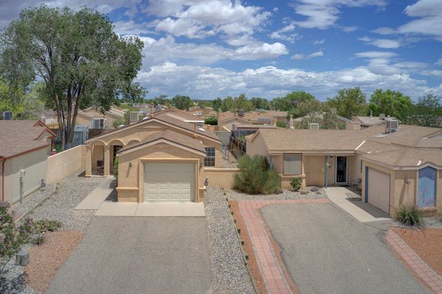 1316 Rebecca Road NE, Rio Rancho, NM 87144