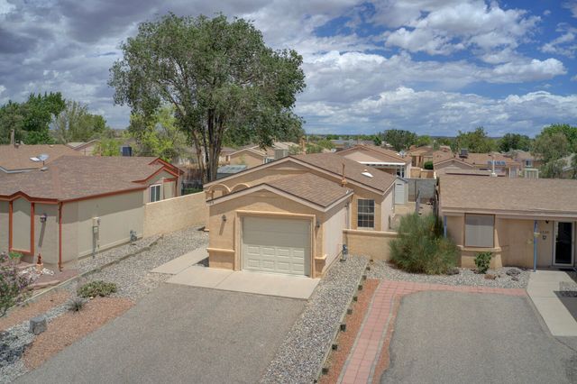 1316 Rebecca Road NE, Rio Rancho, NM 87144
