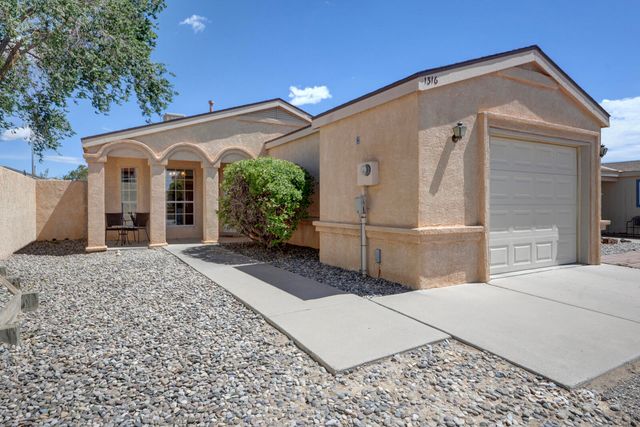 1316 Rebecca Road NE, Rio Rancho, NM 87144