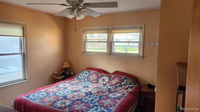 29513 Greenland Street, Livonia, MI 48154