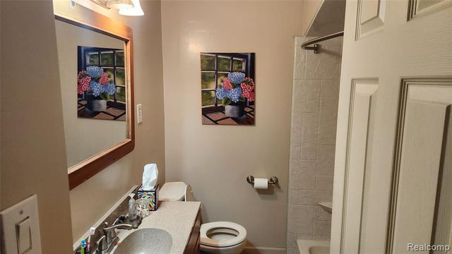 29513 Greenland Street, Livonia, MI 48154