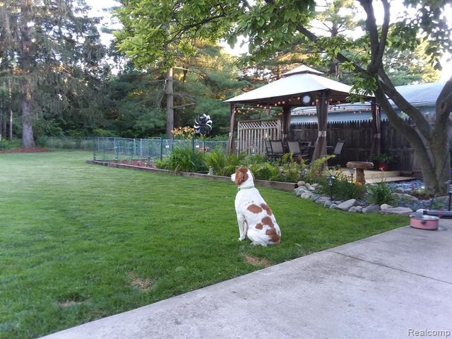 29513 Greenland Street, Livonia, MI 48154