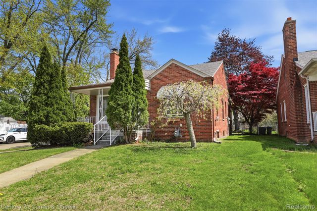 1656 N Franklin Street, Dearborn, MI 48128