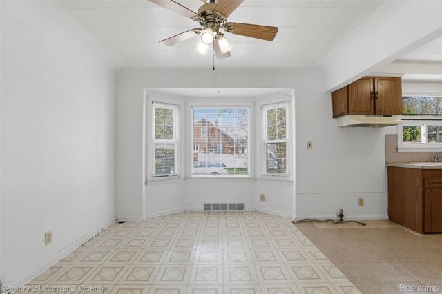 1656 N Franklin Street, Dearborn, MI 48128