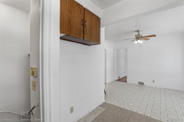 1656 N Franklin Street, Dearborn, MI 48128