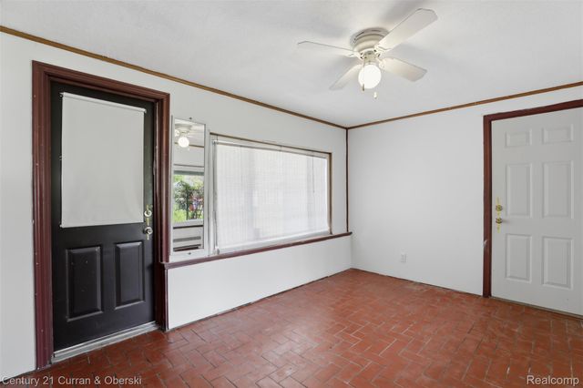 1656 N Franklin Street, Dearborn, MI 48128