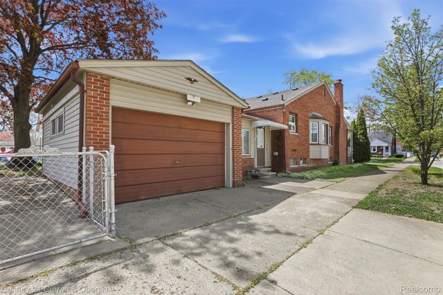 1656 N Franklin Street, Dearborn, MI 48128