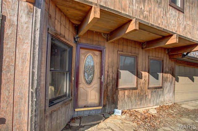 2998 Gresham Hollow Road, Hamburg, IL 62045