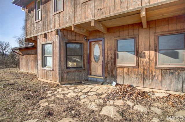 2998 Gresham Hollow Road, Hamburg, IL 62045