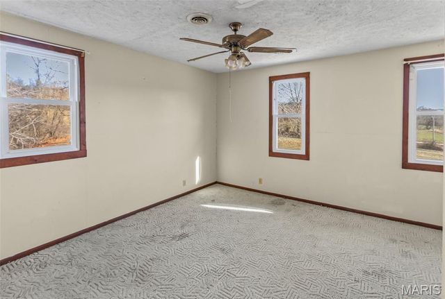 2998 Gresham Hollow Road, Hamburg, IL 62045