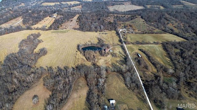 2998 Gresham Hollow Road, Hamburg, IL 62045