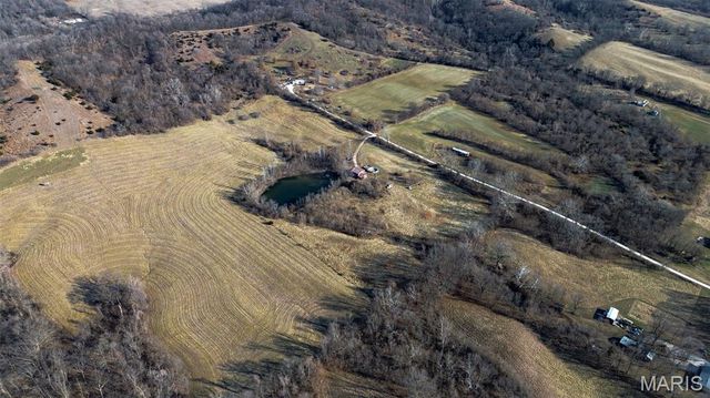 2998 Gresham Hollow Road, Hamburg, IL 62045