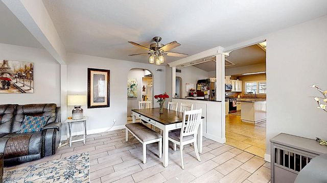 204 N Santa Ana Ave, Modesto, CA 95354