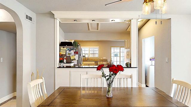 204 N Santa Ana Ave, Modesto, CA 95354