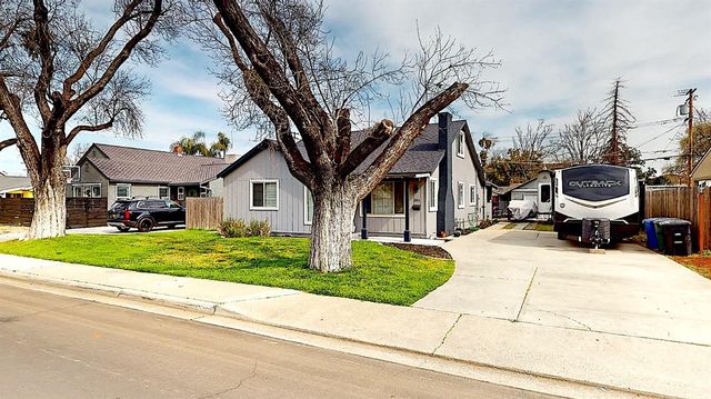 204 N Santa Ana Ave, Modesto, CA 95354