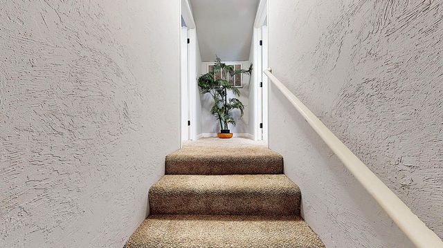 204 N Santa Ana Ave, Modesto, CA 95354