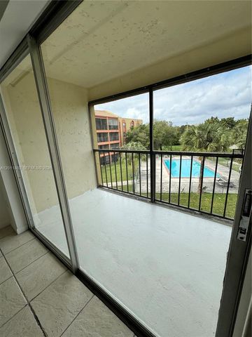 9405 W Flagler St 302D, Miami, FL 33174