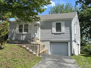 218 N Marguerite Avenue, Ferguson, MO 63135