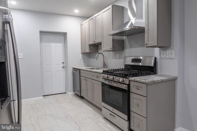 2323 MOORE ST, Philadelphia, PA 19145